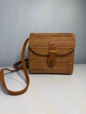 Woven Crossbody Bag in Tan